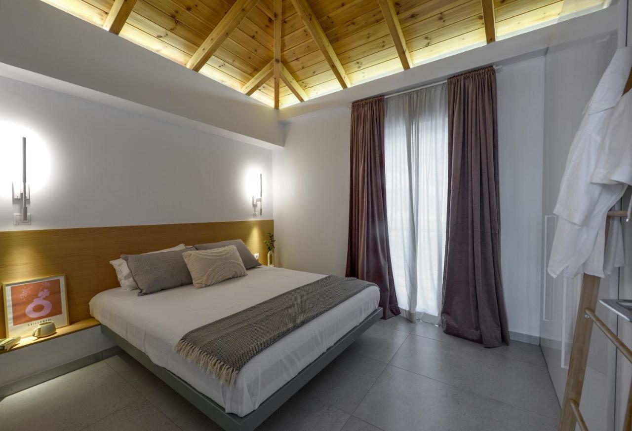 Lithos Retreat 2 Apartment Каламата Екстериор снимка