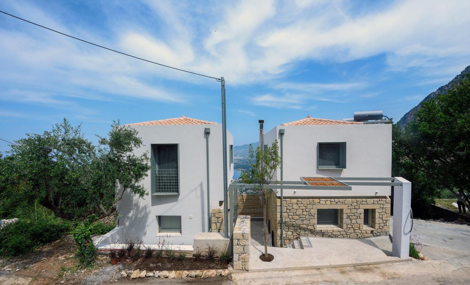 Lithos Retreat 2 Apartment Каламата Екстериор снимка